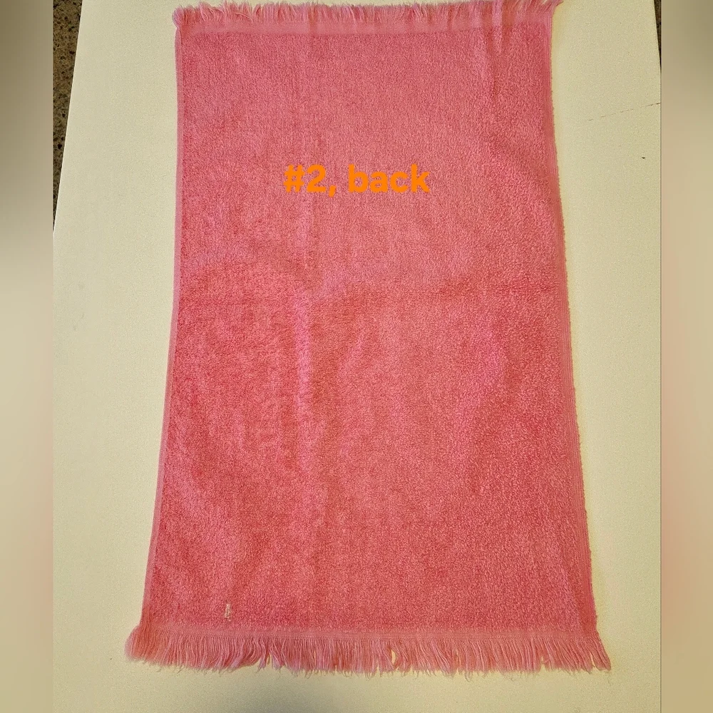 Vintage Pink Hand Towels Set Of 3 Bathroom  Kitchen Excellent Condition
